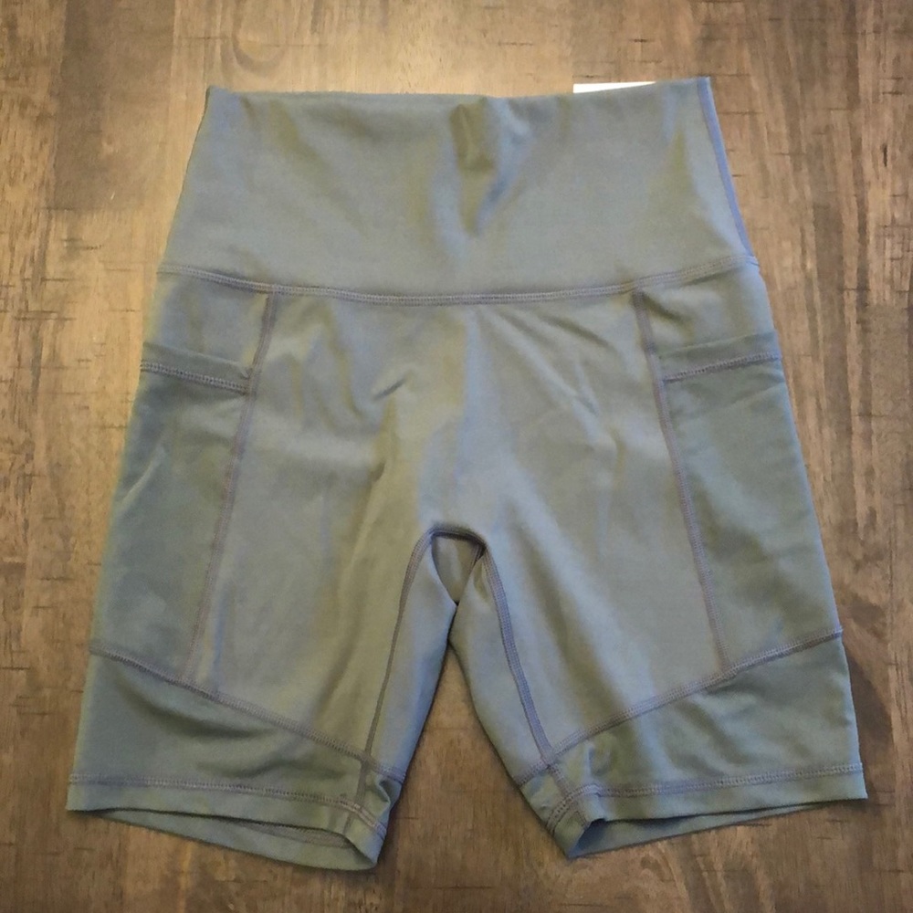 Aerie M olive green bike shorts TAGS ON
